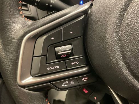 Used 2020 Subaru Crosstrek 2.0i Premium w/ Moonroof Package 2 image 15