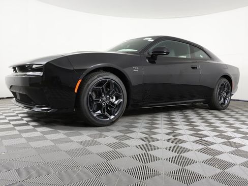 New 2025 Dodge Charger Daytona R/T w/ Quick Order Package 25M R/T image 1