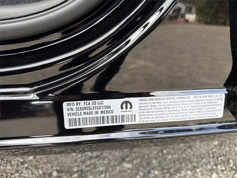 New 2026 RAM 2500 Limited image 32