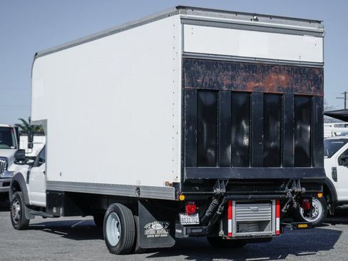 Used 2017 Ford F550 2WD Regular Cab Super Duty image 6