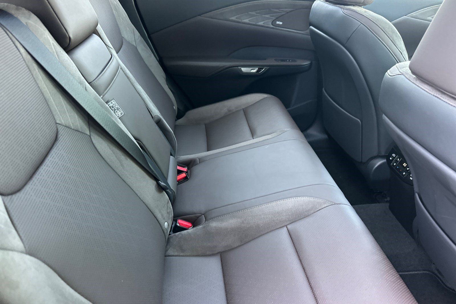 Certified 2026 Lexus RX 350 w/ Convenience Package AWD/4WD image 32