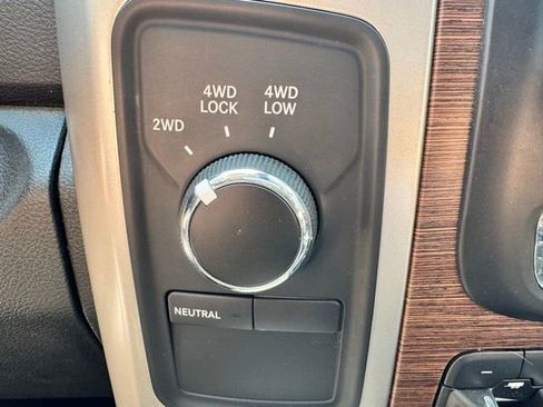 Used 2016 RAM 2500 Laramie AWD/4WD image 15