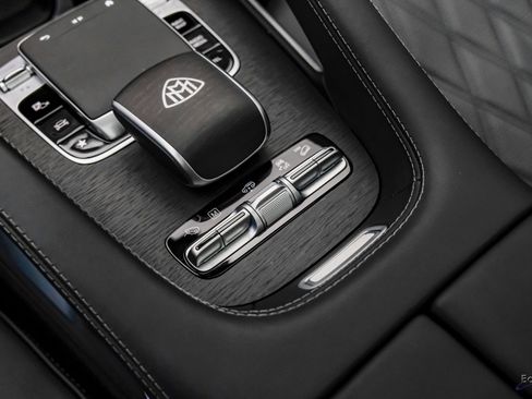 Used 2024 Mercedes-Benz Maybach GLS 600 4MATIC image 68