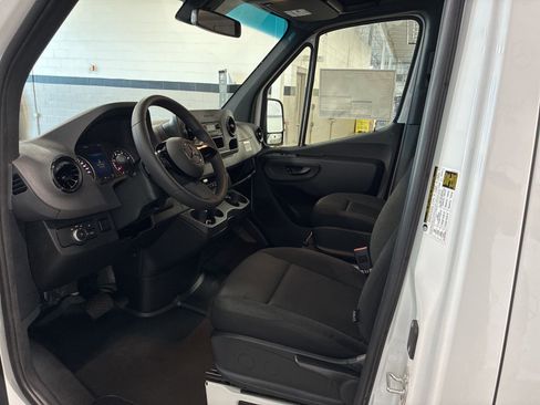 New 2025 Mercedes-Benz Sprinter 2500 image 7