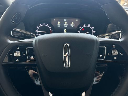 Certified 2022 Lincoln Corsair FWD image 23