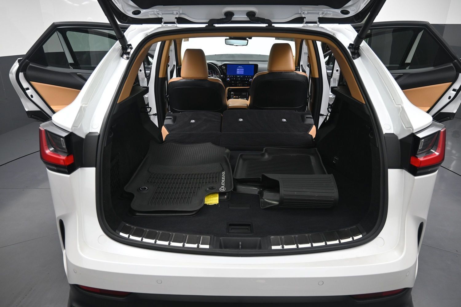 Used 2024 Lexus NX 350 AWD image 38