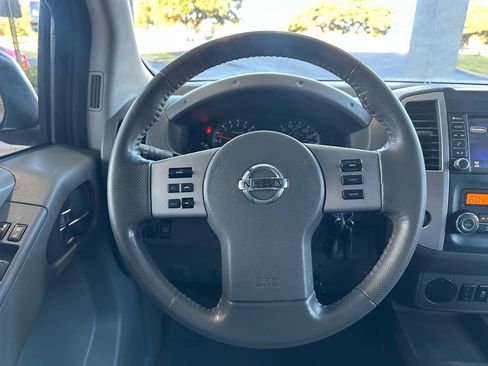 Used 2019 Nissan Frontier SV w/ Value Truck Package image 9