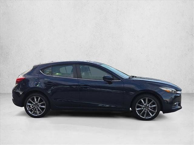 Used 2018 MAZDA MAZDA3 Touring FWD image 4