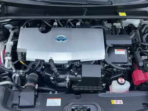 Used 2017 Toyota Prius Prime Advanced FWD image 51