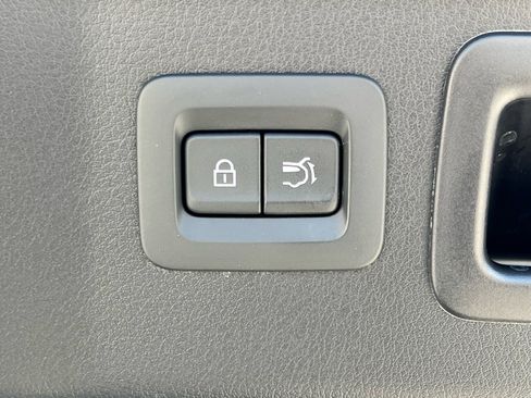 Used 2025 MAZDA CX-90 3.3 Turbo w/ Select Package image 16