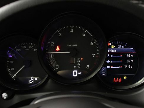 New 2026 Porsche Macan image 13