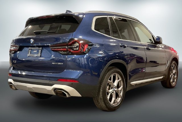 Used 2022 BMW X3 xDrive30i w/ Convenience Package w/ZPA AWD/4WD image 13