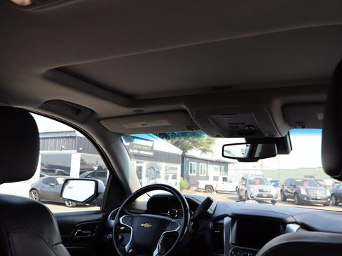 Used 2018 Chevrolet Suburban LT AWD/4WD image 14
