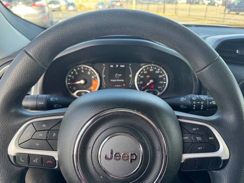 Used 2018 Jeep Renegade Sport w/ Power & Air Group image 13