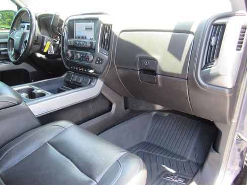 Used 2018 Chevrolet Silverado 1500 LTZ Z71 w/ Centennial Edition AWD/4WD image 11