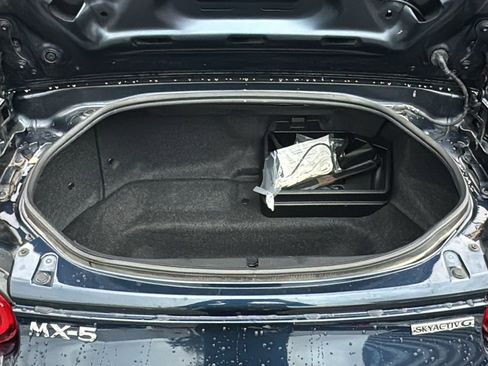 Used 2025 MAZDA MX-5 Miata RF Grand Touring RWD image 16