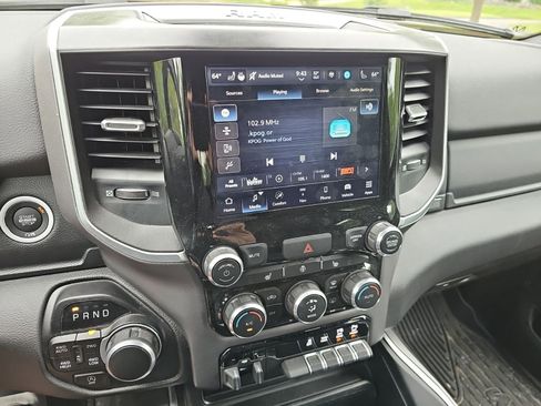 Used 2022 RAM 1500 Big Horn AWD/4WD image 21