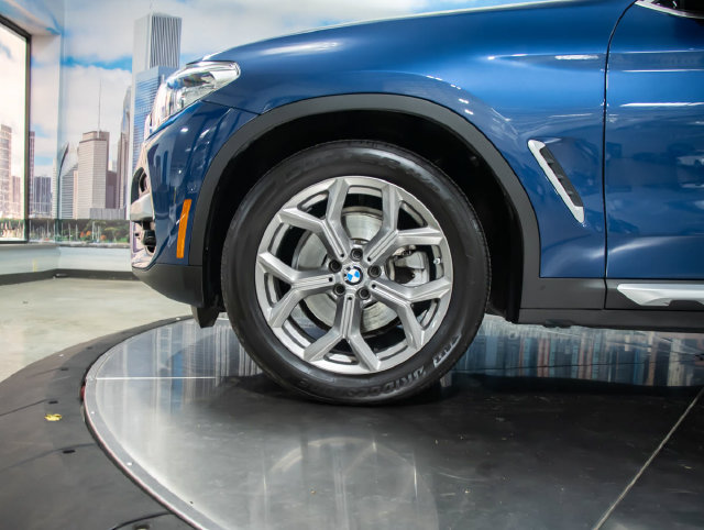 Used 2021 BMW X3 xDrive30i w/ Premium Package AWD/4WD image 6