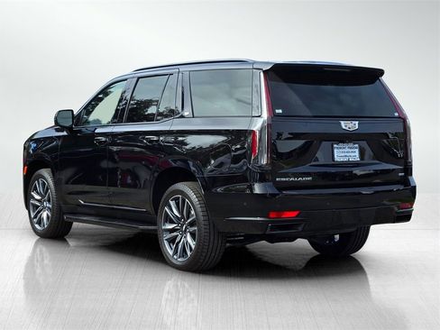 Used 2023 Cadillac Escalade Sport image 6