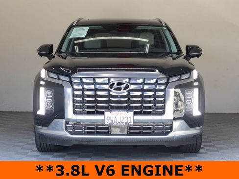 Used 2023 Hyundai Palisade Calligraphy w/ Cargo Package AWD/4WD image 5