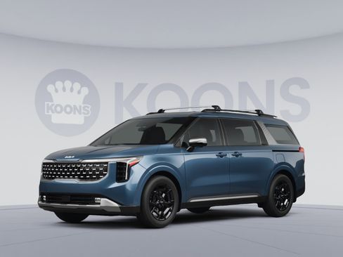 Used 2025 Kia Carnival SX Prestige image 1