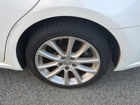 Used 2014 Toyota Avalon Limited FWD image 20