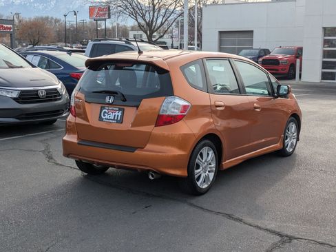 Used 2011 Honda Fit Sport image 3