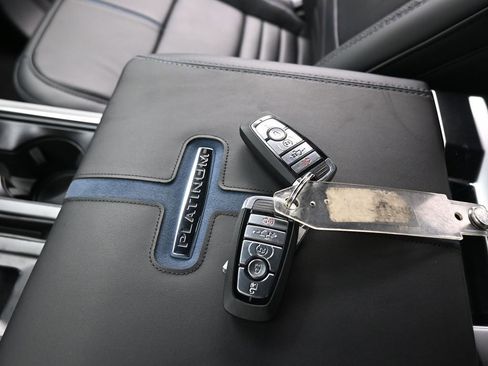 Used 2025 Ford F150 Platinum w/ Equipment Group 702A High image 21