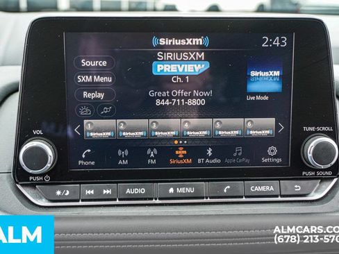 Used 2025 Nissan Rogue SV FWD image 36