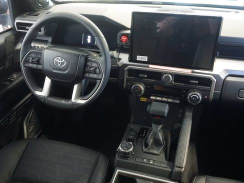 New 2026 Toyota 4Runner TRD Off-Road Premium AWD/4WD image 31