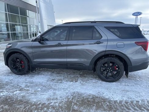 Used 2023 Ford Explorer ST w/ Equipment Group 401A image 3