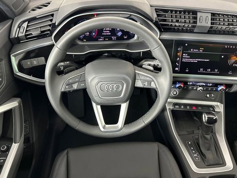 New 2025 Audi Q3 2.0T Premium image 13