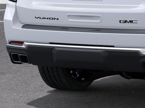 New 2026 GMC Yukon Denali AWD/4WD image 14