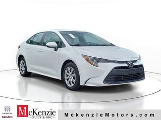 Used 2023 Toyota Corolla LE FWD video 1