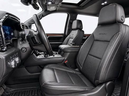 Used 2023 GMC Sierra 1500 Denali w/ Denali Reserve Package AWD/4WD image 15