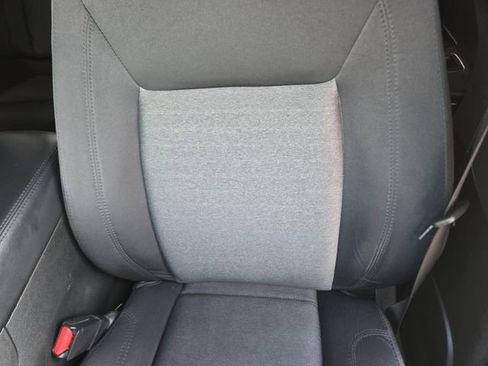 Used 2023 Chrysler 300 Touring image 15