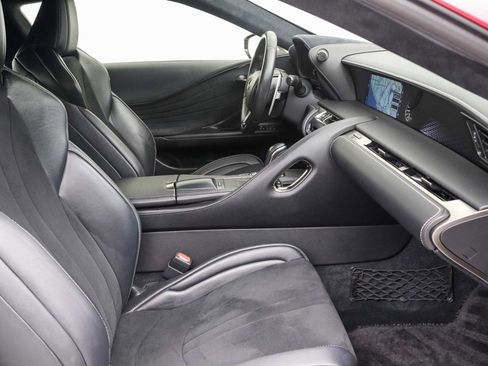 Used 2018 Lexus LC 500 Coupe w/ Performance Package RWD image 23