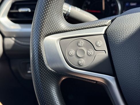 Used 2022 GMC Acadia SLE w/ Driver Convenience Package image 19