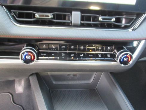 New 2026 Chevrolet Equinox RS w/ Convenience Package III image 26