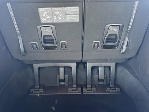 New 2026 Kia Carnival LXS image 16