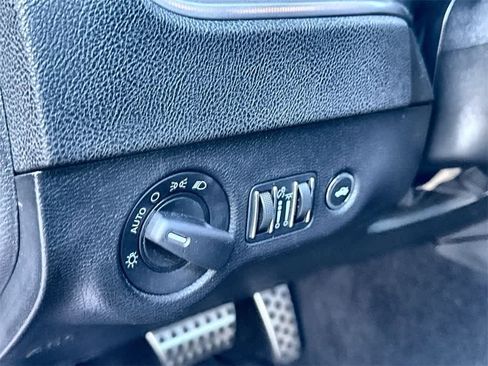 Used 2023 Dodge Charger R/T w/ Blacktop Package image 23