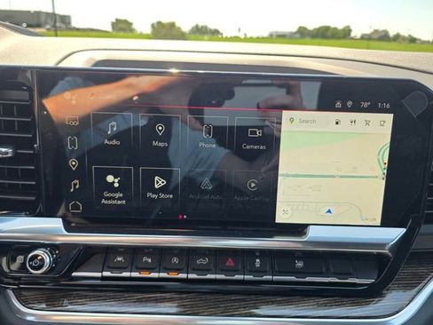 New 2026 GMC Sierra 1500 SLE w/ Preferred Package image 16