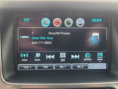 Used 2018 Chevrolet Suburban LT AWD/4WD image 13