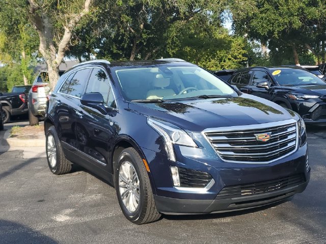 Certified 2017 Cadillac XT5 Luxury w/ Driver Awareness Package FWD image 7