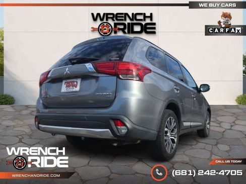 Used 2016 Mitsubishi Outlander SEL image 6
