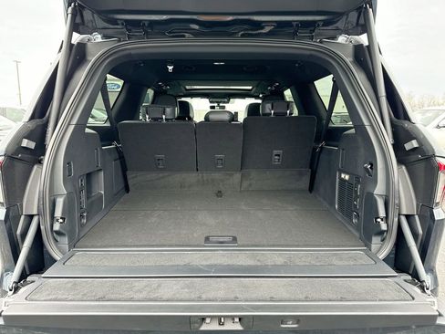 New 2025 Lincoln Navigator L Reserve w/ Jet Appearance Package image 25