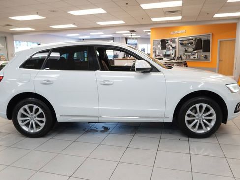 Used 2015 Audi Q5 2.0T Premium Plus w/ Technology Package image 14