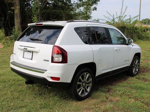 Used 2016 Jeep Compass High Altitude AWD/4WD image 9