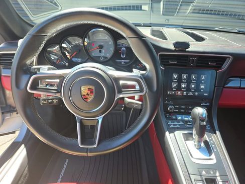 Certified 2017 Porsche 911 Carrera 4S AWD/4WD image 9