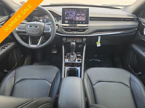 Certified 2025 Jeep Compass Limited w/ Sun & Sound Group AWD/4WD image 8